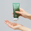 skin-street-yadah-Greentea-Cleansing-Gel-02.jpg